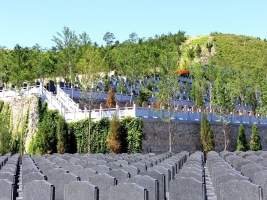 灵山宝塔云鹤园